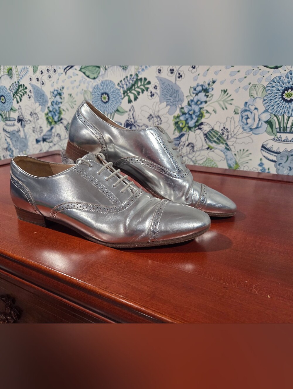 J CREW Mirror Metallic Silver Leather Oxford Shoes Brogue 9.5 Item 04840 Italy